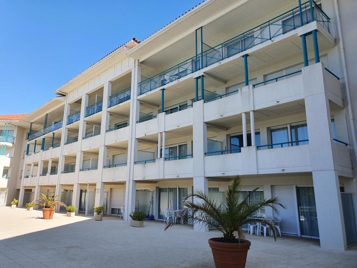 Appartement Golf Et Nivelle Avec Piscine Et Parking Ciboure Exterior photo